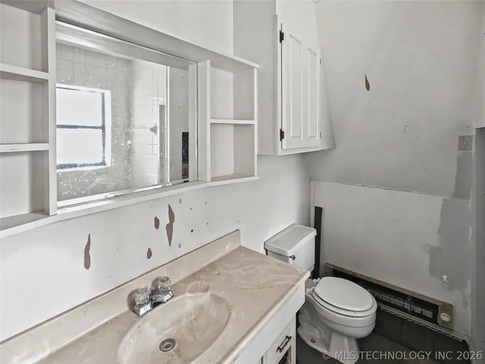 15841 W Flint Rock Road Park Hill, OK 74451