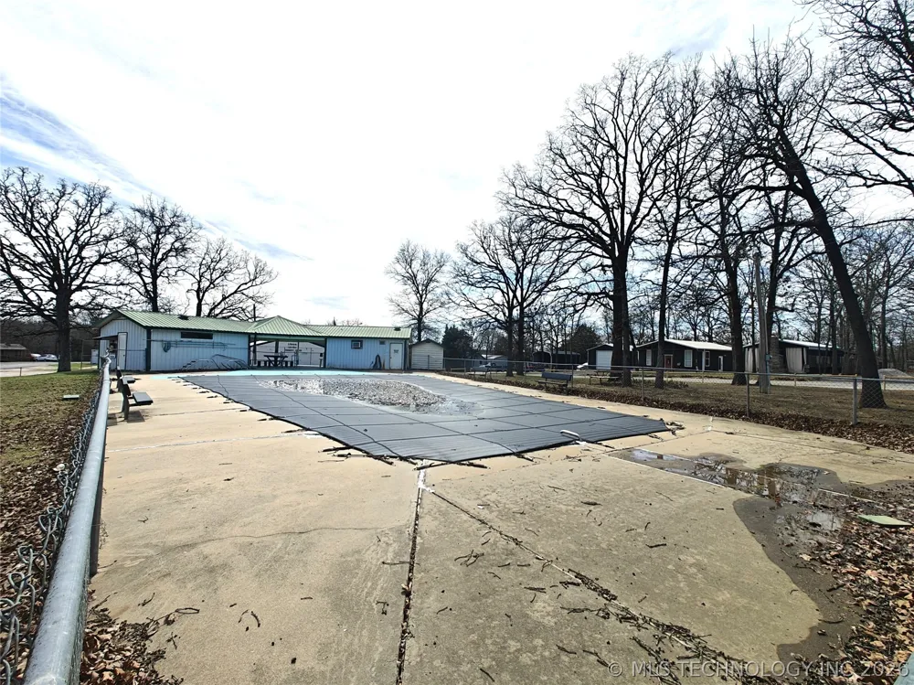 15841 W Flint Rock Road Park Hill, OK 74451