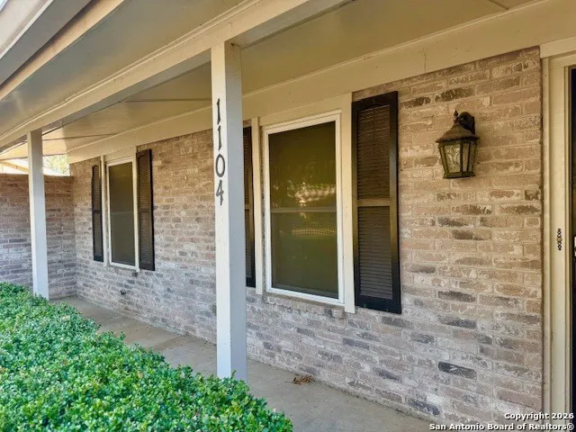 1104 Newhall Street Beeville, TX 78102