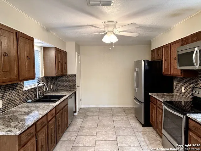 1104 Newhall Street Beeville, TX 78102
