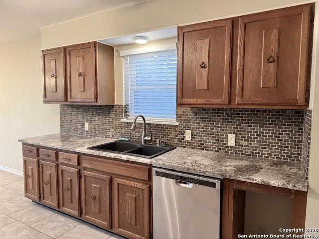 1104 Newhall Street Beeville, TX 78102