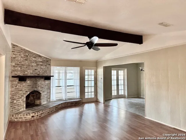 1104 Newhall Street Beeville, TX 78102