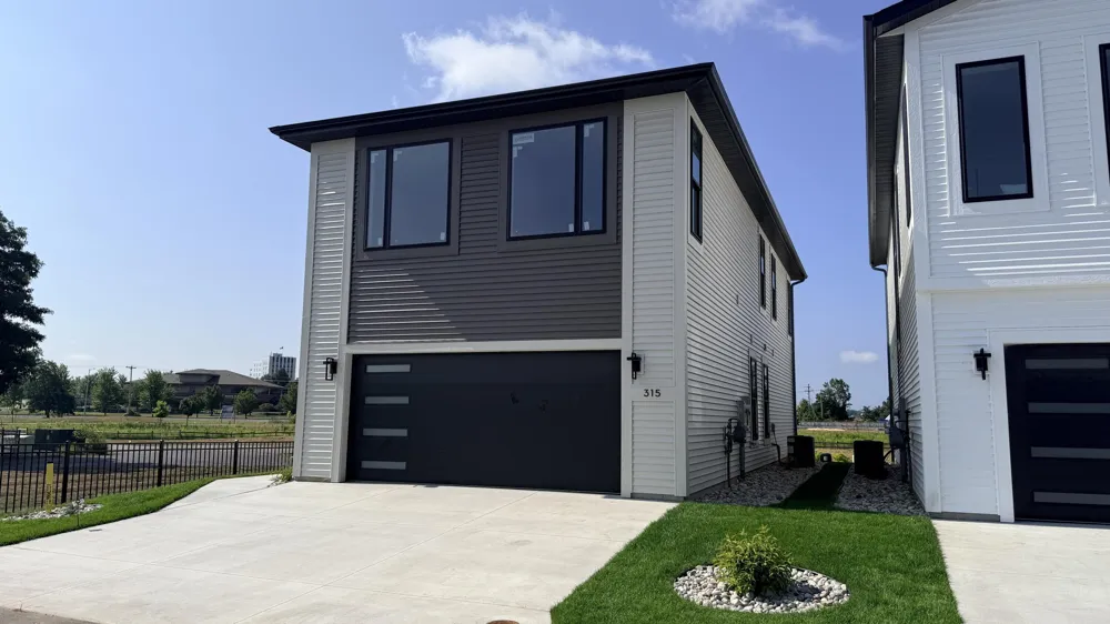 315 Edison Court #30 Muskegon, MI 49440