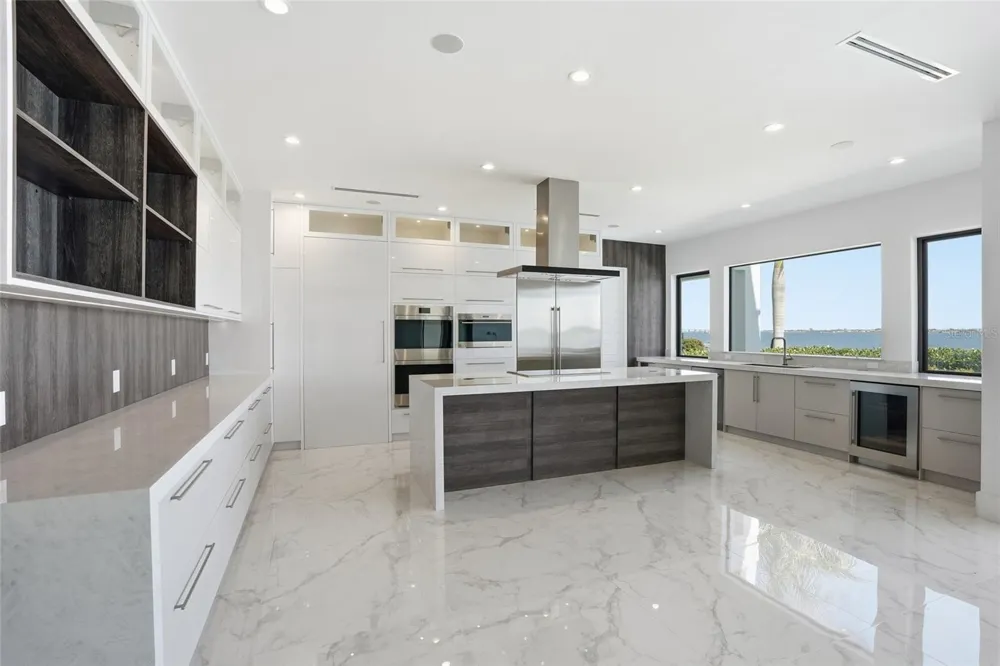 5735 RIVERSIDE DRIVE Cape Coral, FL 33904