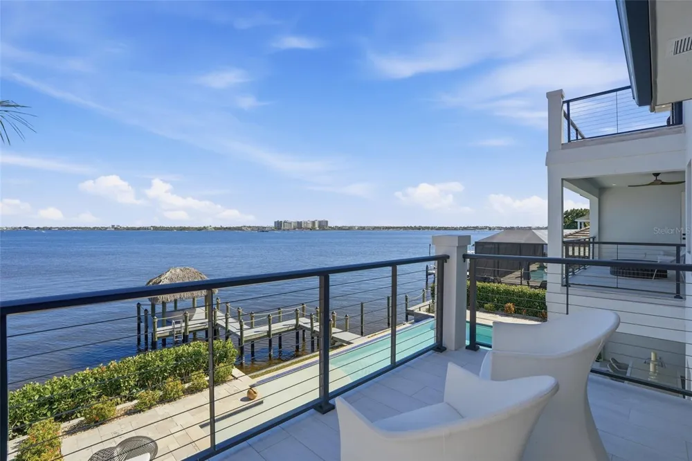 5735 RIVERSIDE DRIVE Cape Coral, FL 33904