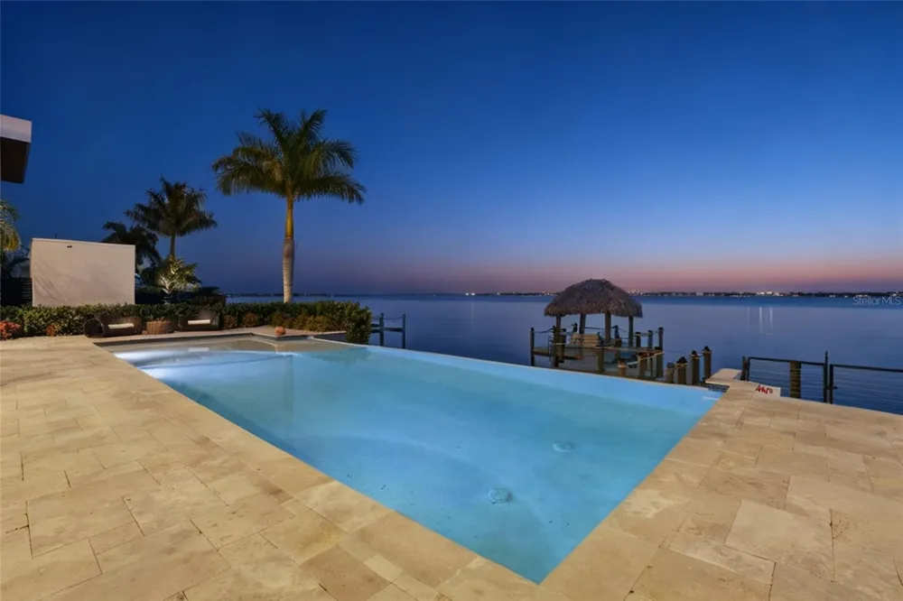 5735 RIVERSIDE DRIVE Cape Coral, FL 33904