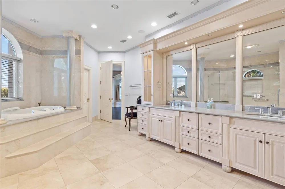 774 NINA DRIVE Tierra Verde, FL 33715