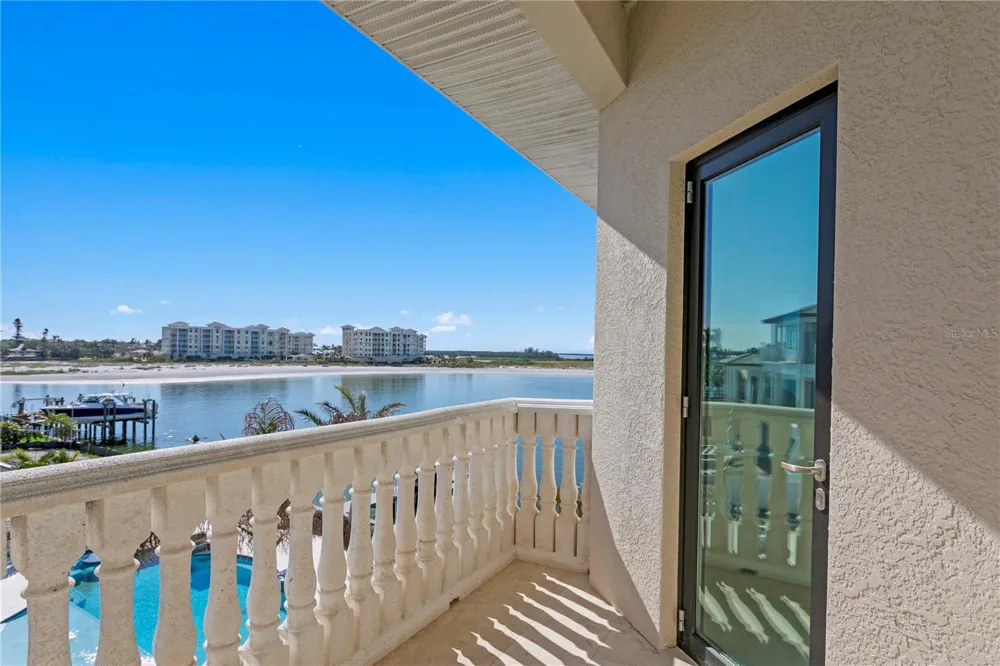 774 NINA DRIVE Tierra Verde, FL 33715