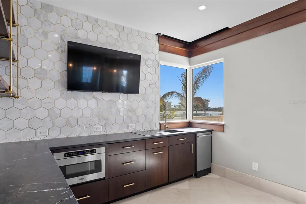 774 NINA DRIVE Tierra Verde, FL 33715