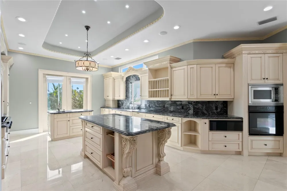 774 NINA DRIVE Tierra Verde, FL 33715