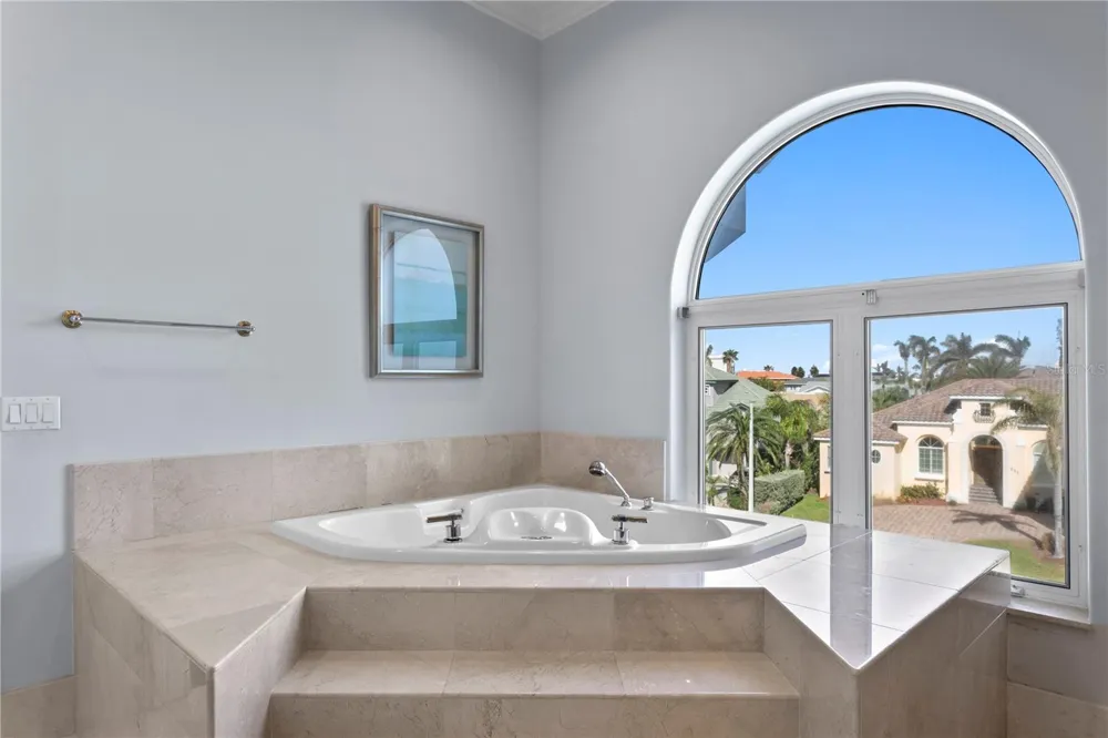 774 NINA DRIVE Tierra Verde, FL 33715