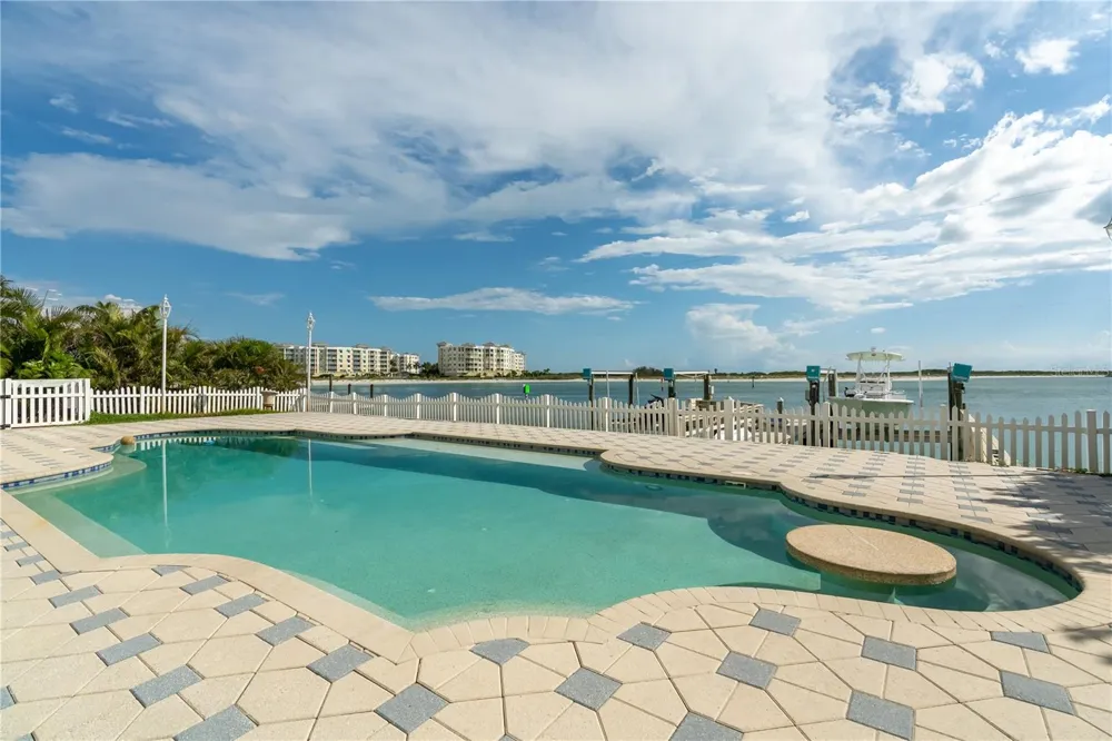 774 NINA DRIVE Tierra Verde, FL 33715