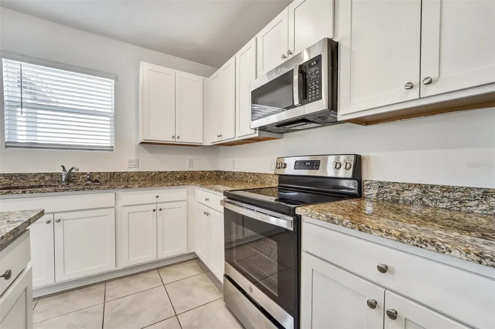 6803 BRANHAM MILL COURT Zephyrhills, FL 33542