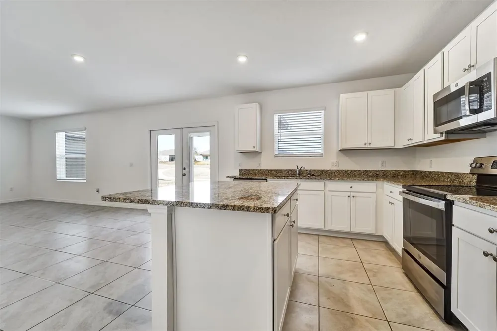 6803 BRANHAM MILL COURT Zephyrhills, FL 33542