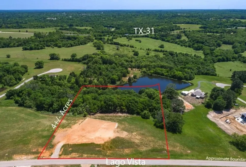 5395 Lago Vista Drive Athens, TX 75752