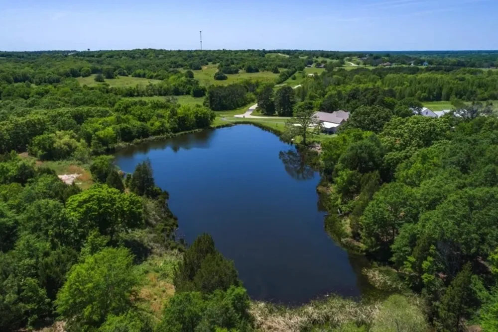 5395 Lago Vista Drive Athens, TX 75752