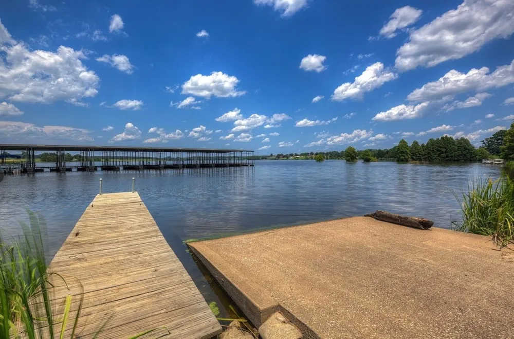 5395 Lago Vista Drive Athens, TX 75752
