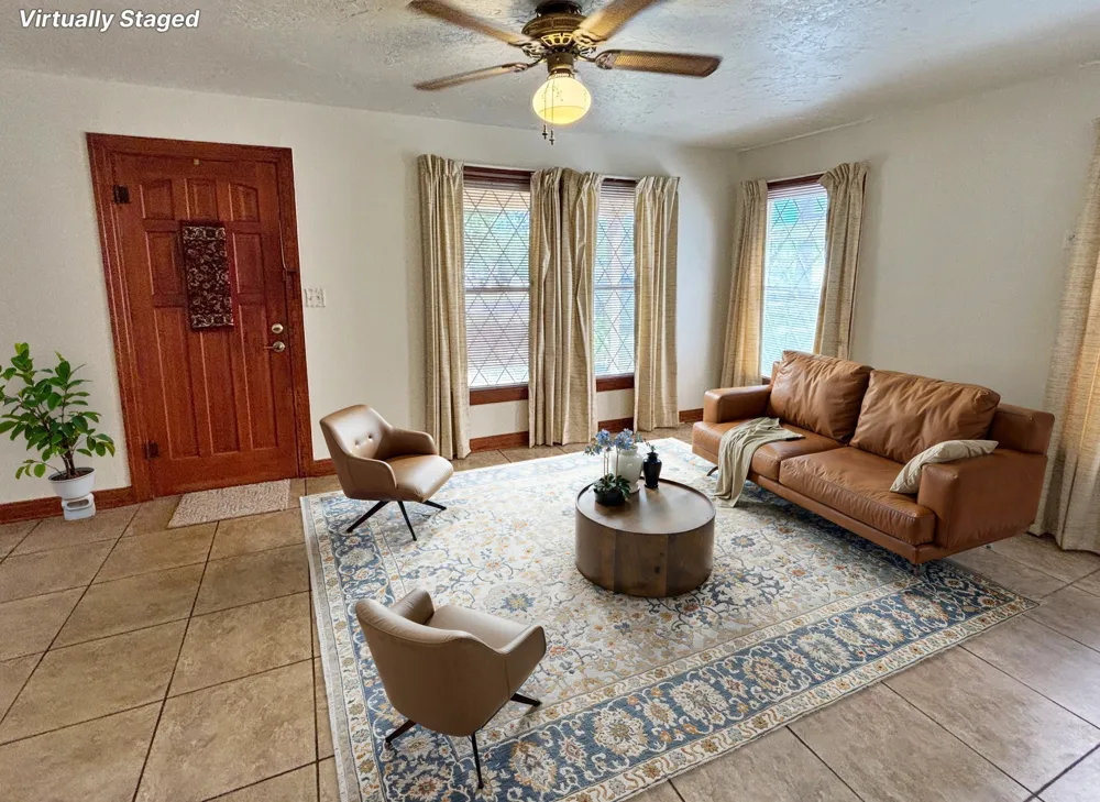 2431 Jefferson Mt Pleasant, TX 75455