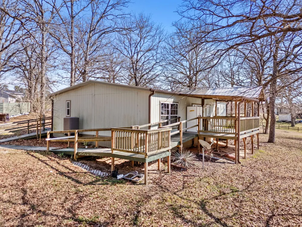 23425 FM 1995 Lindale, TX 75771