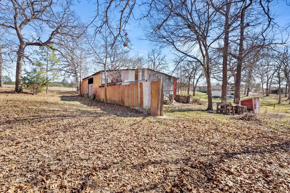 23425 FM 1995 Lindale, TX 75771