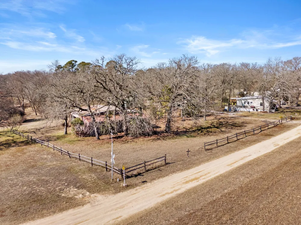 23425 FM 1995 Lindale, TX 75771
