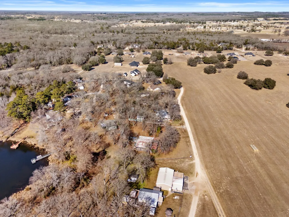 23425 FM 1995 Lindale, TX 75771