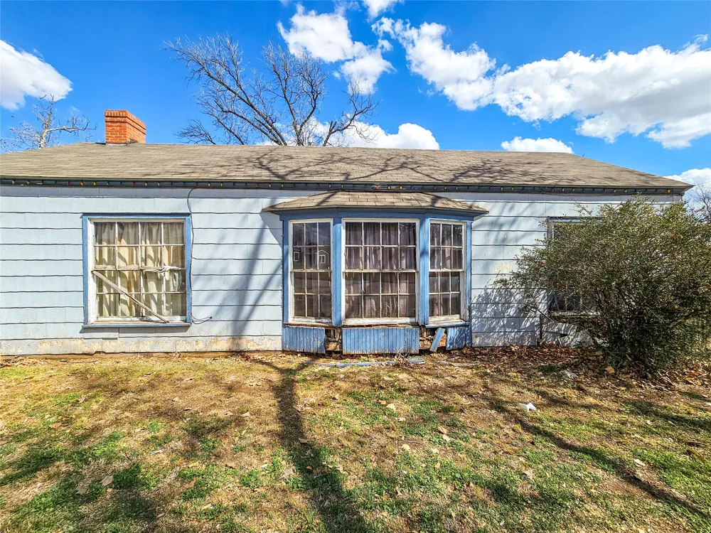1200 E Twelfth Street Sweetwater, TX 79556