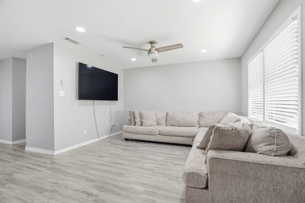 1540 Roma Lane Fort Worth, TX 76134