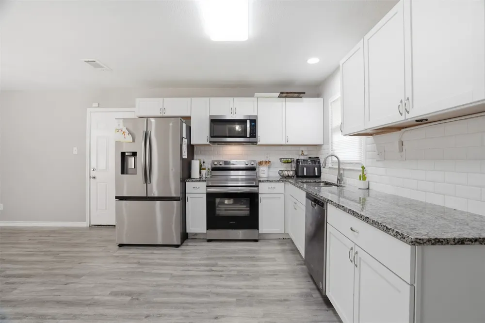 1540 Roma Lane Fort Worth, TX 76134