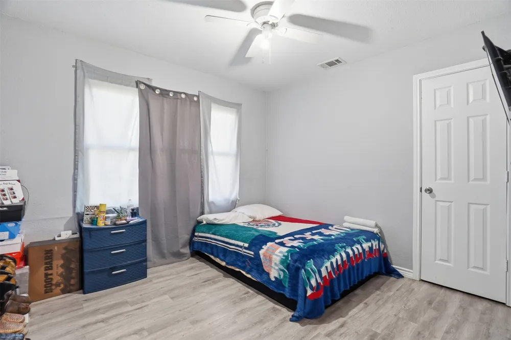 1540 Roma Lane Fort Worth, TX 76134
