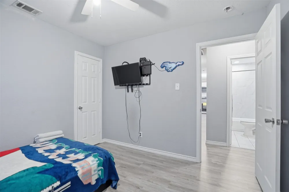 1540 Roma Lane Fort Worth, TX 76134