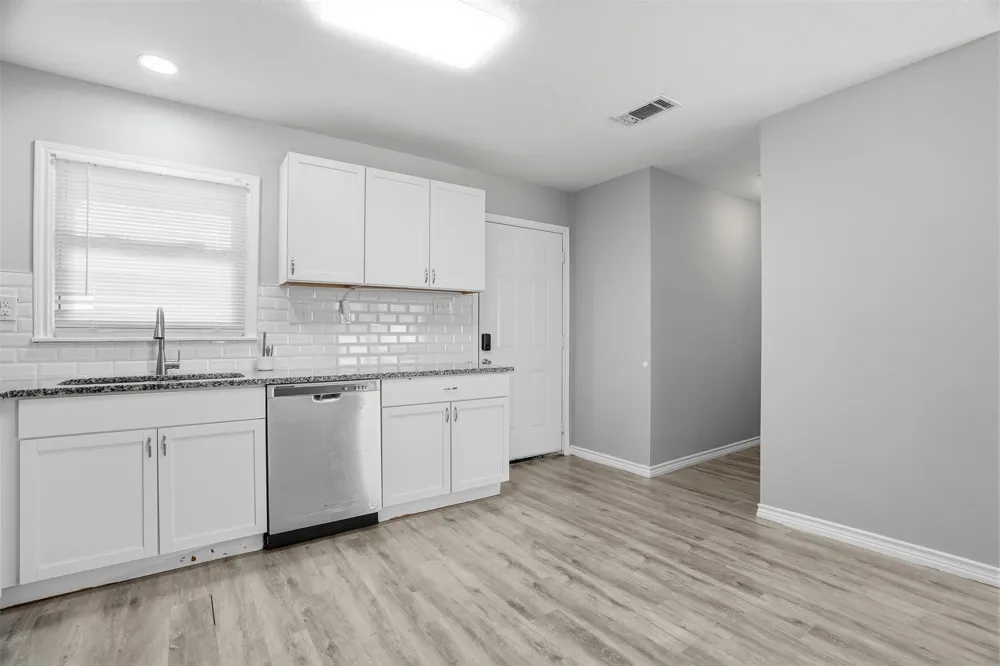 1540 Roma Lane Fort Worth, TX 76134