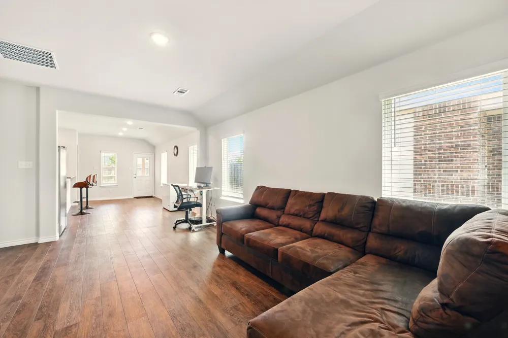 105 Musgrove Road Everman, TX 76140