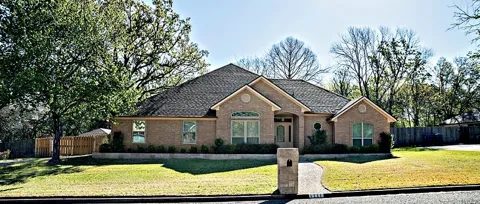 1111 Lonnie Drive
