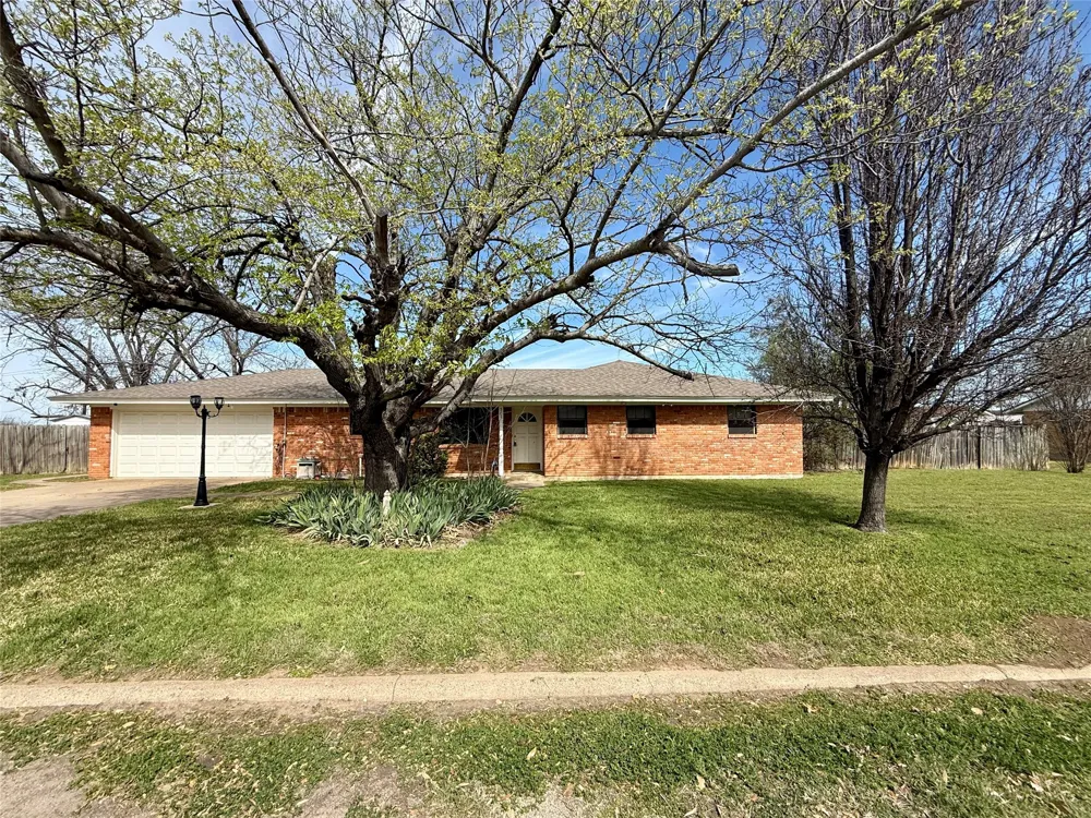 505 S San Jacinto Street Whitney, TX 76692