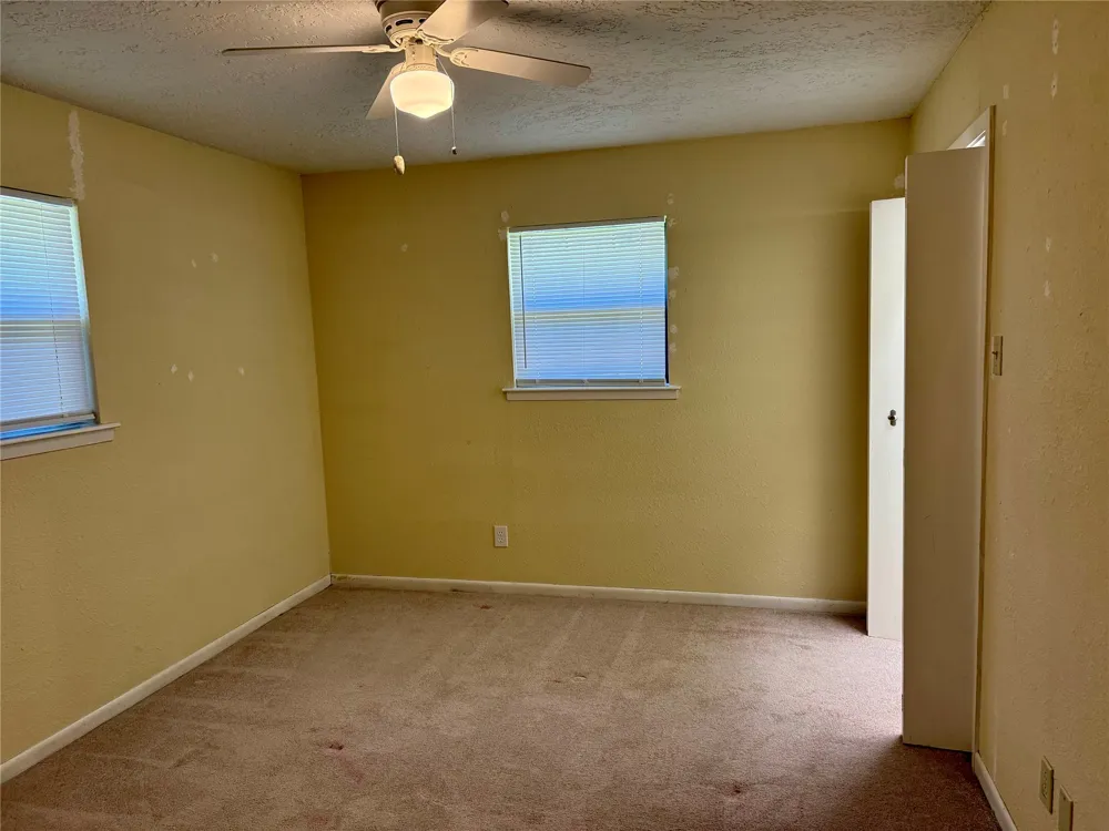 505 S San Jacinto Street Whitney, TX 76692