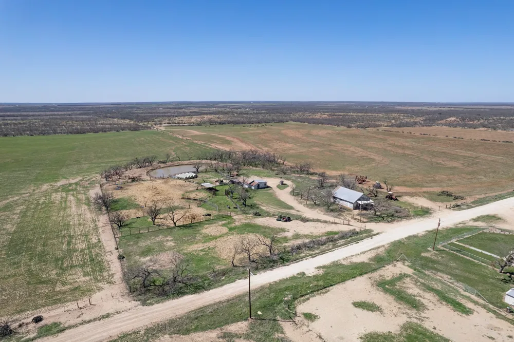 Cr 300 Coleman, TX 76834