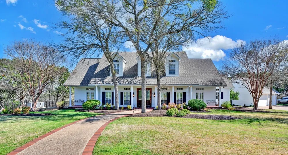 675 Cedar Canyon Road Crawford, TX 76638