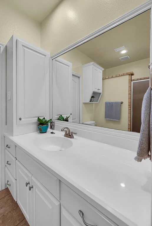 675 Cedar Canyon Road Crawford, TX 76638