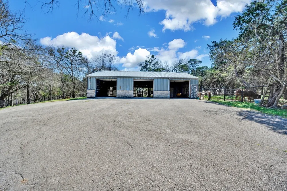 675 Cedar Canyon Road Crawford, TX 76638