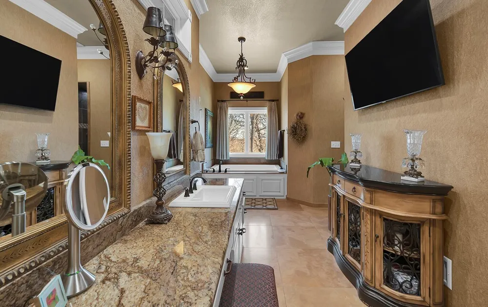 675 Cedar Canyon Road Crawford, TX 76638