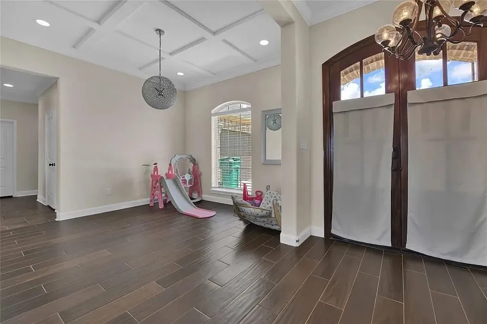 10960 Sheila Court Beaumont, TX 77705