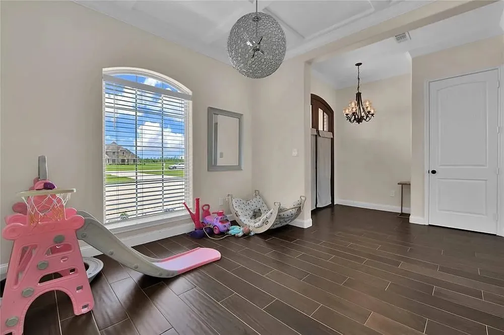 10960 Sheila Court Beaumont, TX 77705