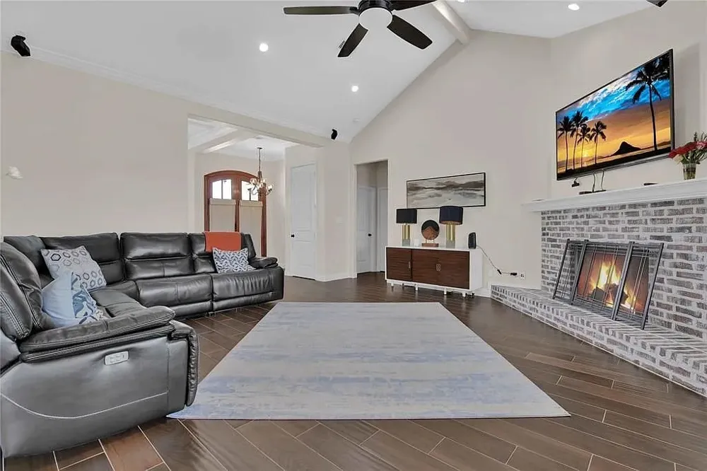 10960 Sheila Court Beaumont, TX 77705