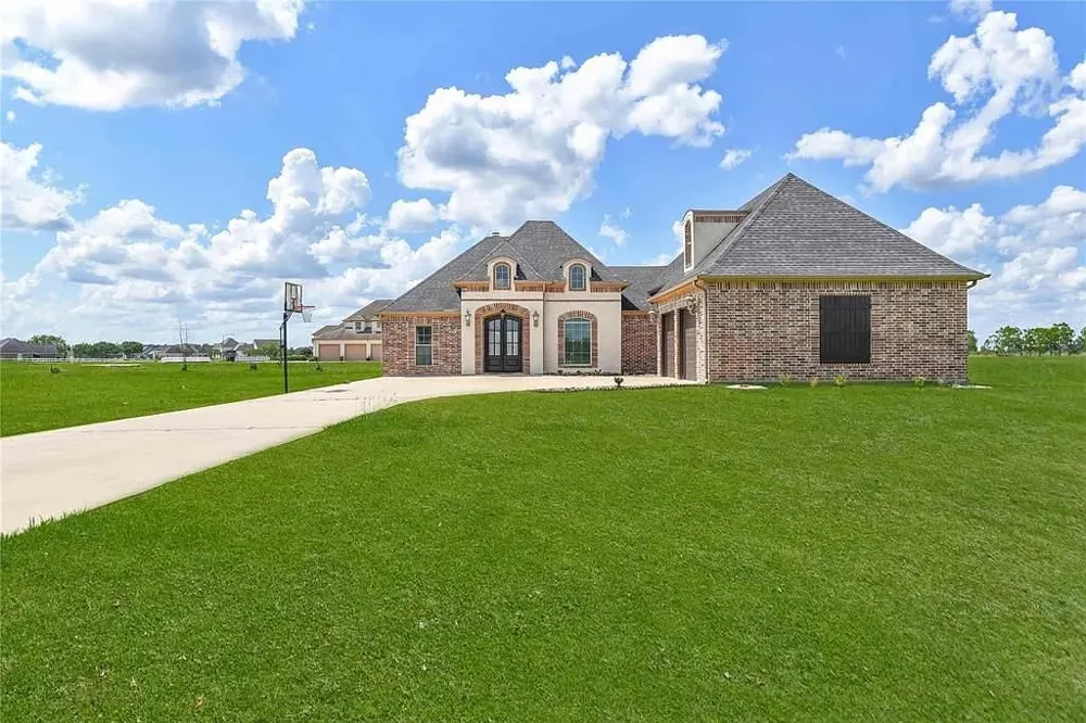 10960 Sheila Court Beaumont, TX 77705