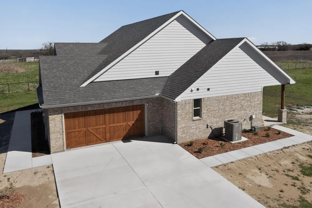 6721 County Road 1140 Leonard, TX 75452