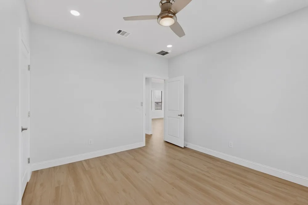 6721 County Road 1140 Leonard, TX 75452
