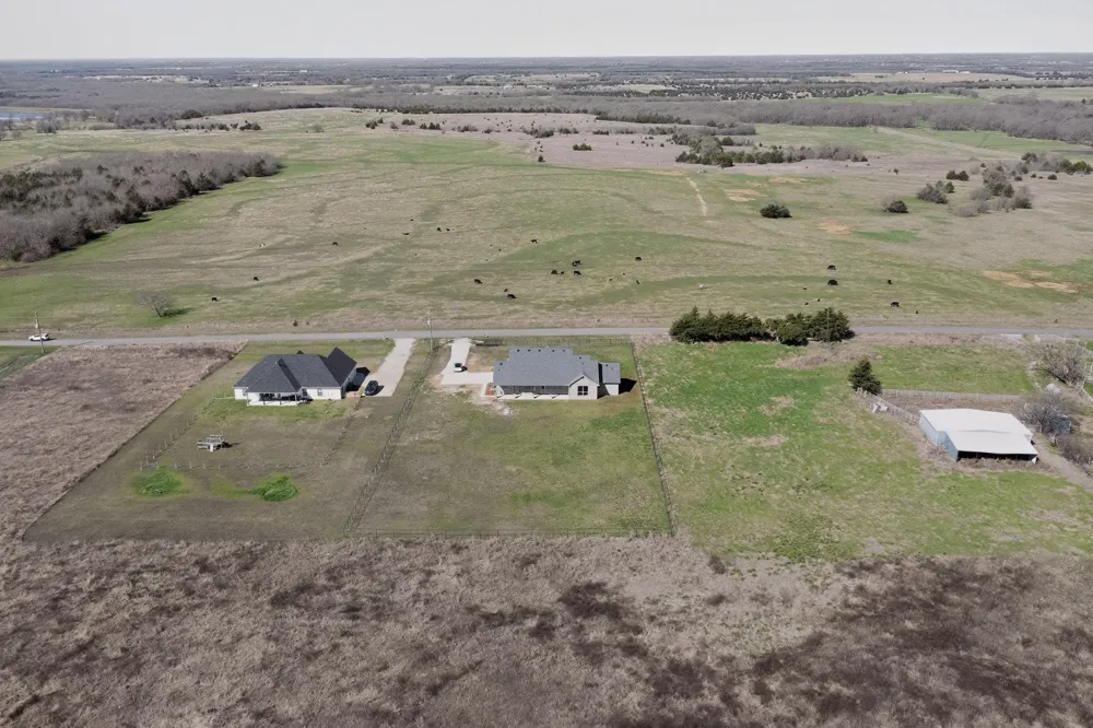 6721 County Road 1140 Leonard, TX 75452