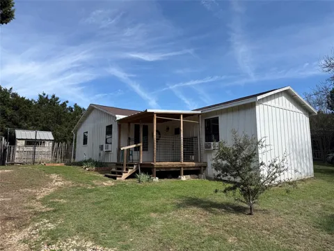 122 Tobacco Road
