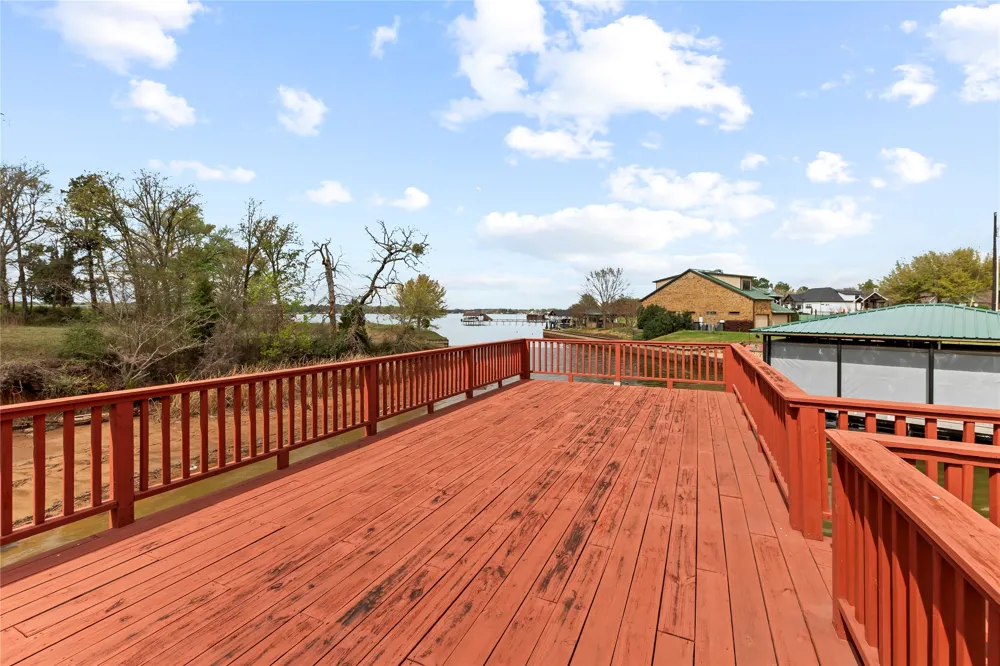 5459 Woodland Shores Drive Log Cabin, TX 75148